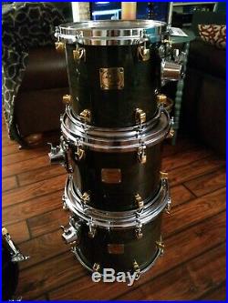 4 Piece Yamaha Maple Custom Drum Set with Cases and May Mics