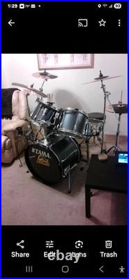 5 Peice TAMA ROCKSTAR WITH CASES