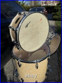 5 Piece set Groove Percussion Vintage Drum Set (Ply Maple)