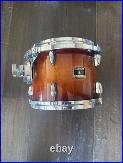 6pc. Gretsch renown kit used. Missing resonant head and hardware for bass drum