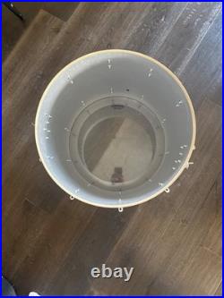 6pc. Gretsch renown kit used. Missing resonant head and hardware for bass drum