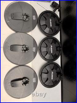 ALESIS Black NITRO DRUM SET KIT with DM7X Module ONLY comes with what's pictured