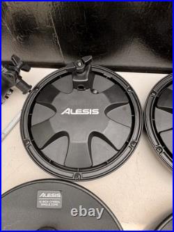 ALESIS Black NITRO DRUM SET KIT with DM7X Module ONLY comes with what's pictured
