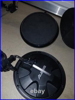 Alesis DM6 USB Kit Electronic Drum Set. Excellent Condition with Box