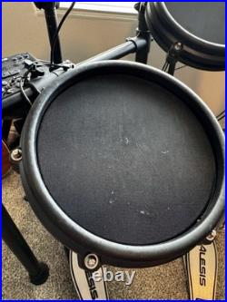 Alesis Nitro Digital Electronic Drum Kit Mesh Heads 8-Pad with Module DM7X