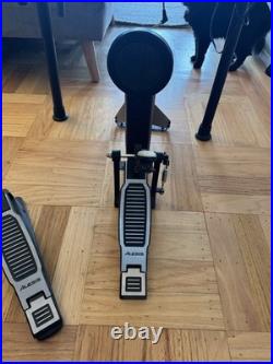 Alesis Nitro Electronic Drum Kit Programmable Built-in Effects 8 Pads Cymbals