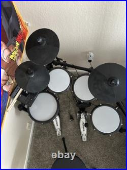 Alesis Nitro Max Kit Electric Drum Set with Quiet Mesh Pads Alesis Nitro Max Kit Electric Drum Set with Quiet Mesh Pads