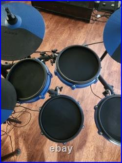 Alesis Nitro Mesh Complete Electronic Drum Set Black/Blue Used WORKS GREAT