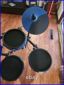 Alesis Nitro Mesh Complete Electronic Drum Set Black/Blue Used WORKS GREAT