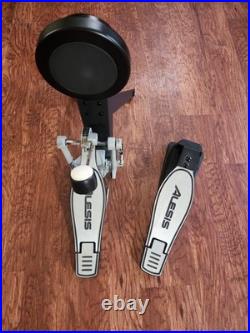 Alesis Nitro Mesh Complete Electronic Drum Set Black/Blue Used WORKS GREAT