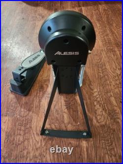 Alesis Nitro Mesh Complete Electronic Drum Set Black/Blue Used WORKS GREAT