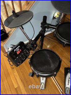 Alesis Turbo Mesh Kit Electronic Drum Set with Kick Pedal Missing One Piece