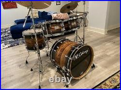 Beautiful Drumset With Cymbals In Excellent Condition