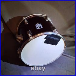 Coda Drum Set 22x17 16x16, 13x11 Drums 3 Pc 1 Top Snap Two Stands And Two Kicker