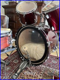 DRUM set (mixed Evans, Percussion plus, Zildjian) DRUM set (mixed Evans, Percussion plus, Zildjian)