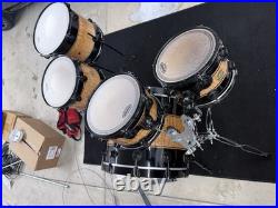 DW 5-Piece Acoustic Drum Kit Shell Pack Bass Snare Toms dual floor toms cases DW 5-Piece Acoustic Drum Kit Shell Pack Bass Snare Toms dual floor toms cases