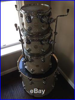 DW Broken Glass Drumset with Free DW Tom Stand