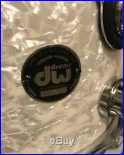 DW Collector Series Maple 5 pc Drum Set in Ultra White Marine Pearl