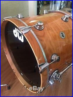 DW Collector's Exotic Natural Lacquer over Cherry Maple Shells Drum set 5 PC