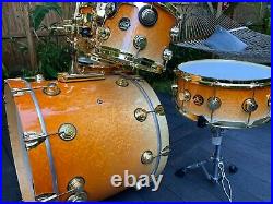 DW Collector's Series Exotic Peach Burst Lacquer Birdseye Maple Drum Set & Snare