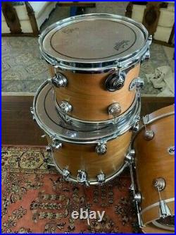 DW Collectors Drums Cherry Spruce 4 piece Set