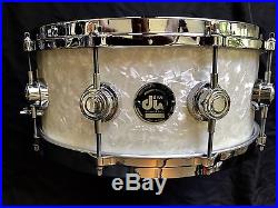 DW Collectors Series 2001 Drum Set in Vintage White Marine Pearl Excel. Cond