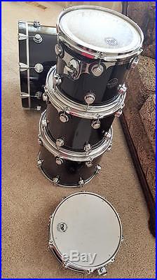 DW Collectors Series Maple 4Pc & Snare Drums Drumset Matching Numbers 01/2000