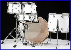 DW Design Series Drum Set 5pc Gloss White 22/10/12/16/14SD