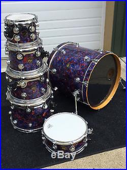 DW Drum Workshop Collector's Series Maple 6 Piece Drum Set Blue Swirl