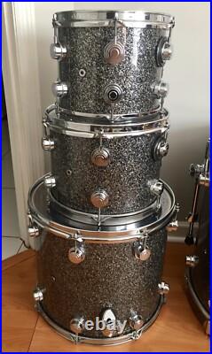DW Drums Collectors Series Maple / Mahogany in Black Galaxy 10-12-16-22 Mint DW Drums Collectors Series Maple / Mahogany in Black Galaxy 10-12-16-22 Mint