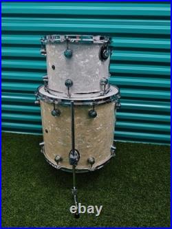 DW Performance Series 3pc Drum Set 24/12/16 DW Performance Series 3pc Drum Set 24/12/16