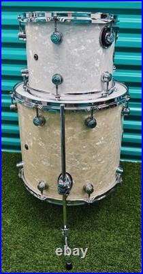 DW Performance Series 3pc Drum Set 24/12/16 DW Performance Series 3pc Drum Set 24/12/16