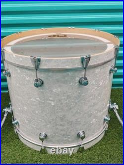 DW Performance Series 3pc Drum Set 24/12/16 DW Performance Series 3pc Drum Set 24/12/16