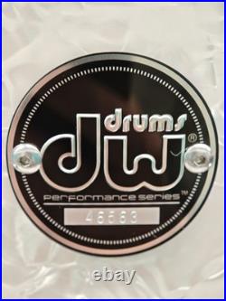 DW Performance Series 3pc Drum Set 24/12/16 DW Performance Series 3pc Drum Set 24/12/16
