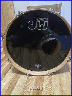 DW Performance Series 8x12/14x14/14x18 3pc Maple Drum Set Chrome Shadow With BAGS