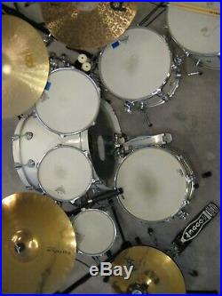 DW Solid White Lacquer 7 Piece Collectors Series Drum Set
