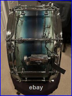 Dixon Artisan Enhanced Ash Snare Drum 14x6.5 Inch Electric Blue Burst