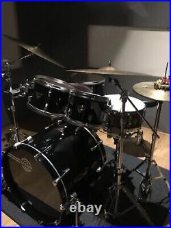 Dixon Artisan Maple/Bubinga 5 Piece drum sets for sale. Amazing Condition