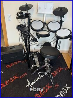 Donner DED-200 drum set, drum pad, rug, stand, sticks