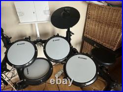 Donner DED-200 drum set, drum pad, rug, stand, sticks