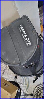 Drum Set Protective Casing / Protect your gear the right way