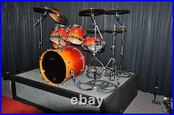 Drum set, cymbals, riser, complete accessories, slightly used