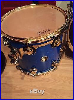 Dw DRUM WORKSHOP COLLECTORS 5pc DRUM SET IN ROYAL BLUE FINISH WITH GOLD HARDWARE