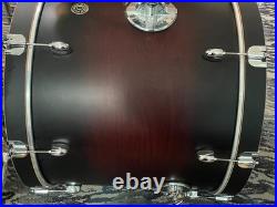 Gretsch Catalina Maple 4pc Drum Set Deep Cherry Burst Gretsch Catalina Maple 4pc Drum Set Deep Cherry Burst