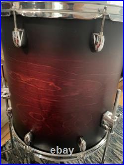 Gretsch Catalina Maple 4pc Drum Set Deep Cherry Burst Gretsch Catalina Maple 4pc Drum Set Deep Cherry Burst