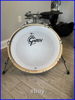 Gretsch Catalina Maple 5-Piece Acoustic Drum Kit Blue Sparkle withDrum Bags