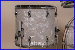 Gretsch RN2-E8246 Renown Vintage Pearl Drum Set