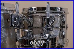 Gretsch RN2-E8246 Renown Vintage Pearl Drum Set