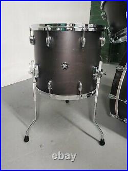 Gretsch Renown Maple 4pc Drum Set 22/10/12/16 Satin Black
