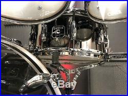Gretsch Renown Maple 6pc Transparent Black Drum Set Taylor Hawkins Snare